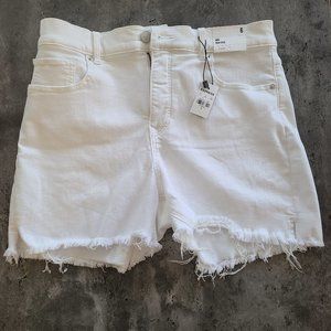 Express midi high rise white denim shorts size 6